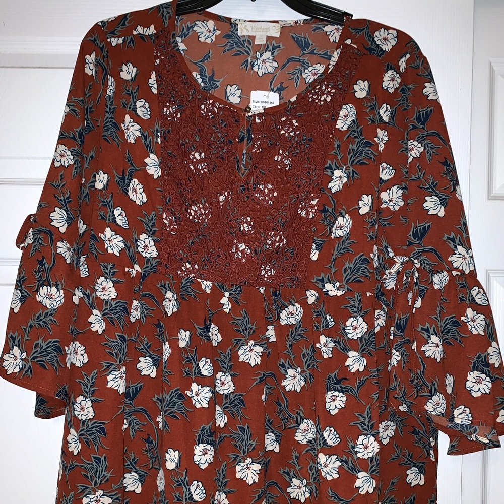Suzanne Betro floral top